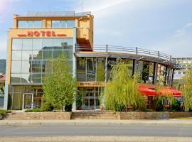 Dream Hotel, viešbutis mieste Sliven