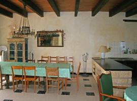Mas des Tours Chambre d'hôtes, помешкання типу "ліжко та сніданок" у місті Tornac