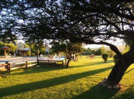 Refugio de Luna Cabañas & Suites, lodge in Nono