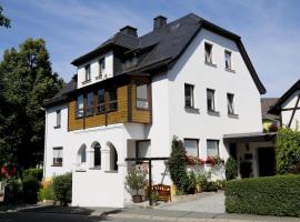 Ferienwohnung "Am Eisenbühl", three-star hotel in Berg