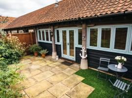 7 Grove Farm Barns, holiday home in Sculthorpe