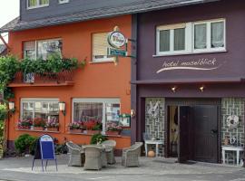 Hotel Restaurant Moselblick, hotel v destinaci Wintrich