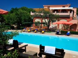 Hotel Villa Campana: Cala Liberotto'da bir otel