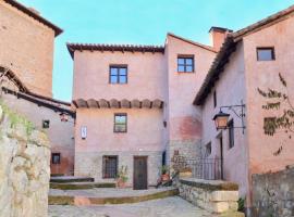 Apartamento Portal del Agua, hotel v destinaci Albarracín