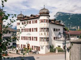 Gasthof Herrnhaus, posada u hostería en Brixlegg