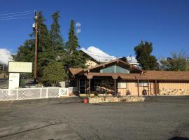 Holiday Lodge, motel i Grass Valley