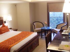 Hotel Sai Inn, hotel in Santacruz, Mumbai
