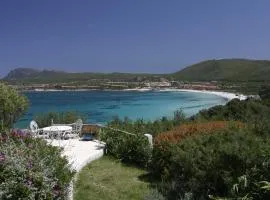 Domus de Rocas Holiday House