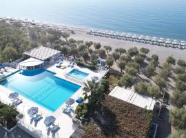 Kouros Seasight Hotel: Pythagorion şehrinde bir otel