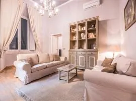 Stunning Apt 5min Walk to Duomo