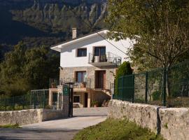 Casa Rural Sierra Salvada, hotell med parkeringsplass i Salmantón