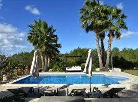 Mansion in San Rafael with Pool & Beach