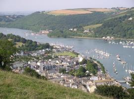 Southford House (Room Only), guest house in Dartmouth