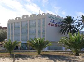 Apartamentos Acuario: Denia'da bir otel