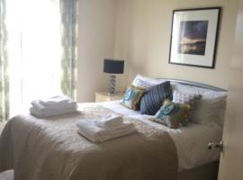 Sky Night Serviced Apartments, hotel in Cardiff
