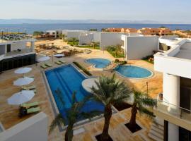 Public Security Hotel & Chalets, resort in Aqaba