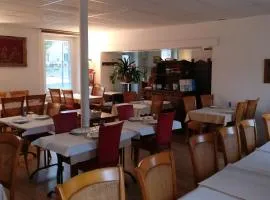 hotel le chatiague