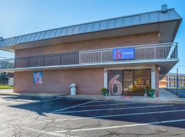 Motel 6-Perry, GA, hotel v destinaci Perry