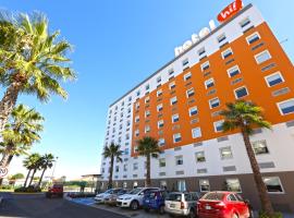 Hotel Hi! Zapopan, מלון ב-Zapopan, גוודלחרה