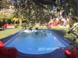 Mas de Provence en Riviera, hotel v destinaci La Roquette-sur-Var