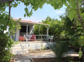 Surfers' Cottage, ξενοδοχείο στην Ανάβυσσο