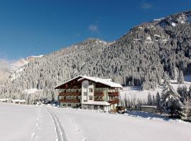 Hotel Sassleng, hotel a Canazei