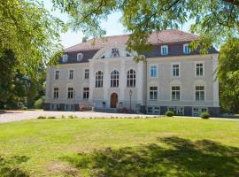 Schloss Zinzow, hotel with parking in Zinzow