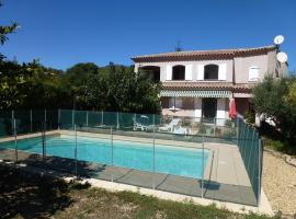 B&B Sita chambres d'hotes, B&B in Saint-Cyr-sur-Mer