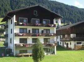 Pension Anderlehof, hotel v destinaci Sankt Lorenzen im Lesachtal