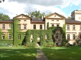 Pałac Baborówko, farm stay in Szamotuły