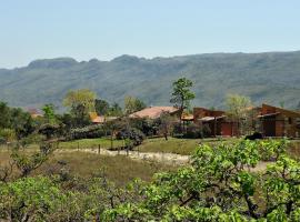 Pousada Encantos do Cerrado, hotel en Delfinópolis