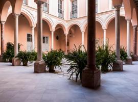 Palacio Mármoles, hotel cerca de Casa de Pilatos, Sevilla