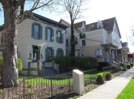 Historic LaSalle Downtown, inn in Fort Wayne