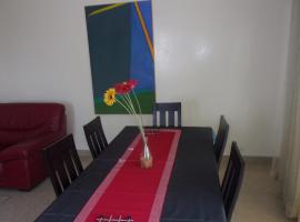 Appartement meuble à Mbao, Ferienunterkunft in Dakar