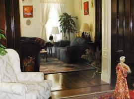 The Historic Mansion, bed and breakfast en New Haven