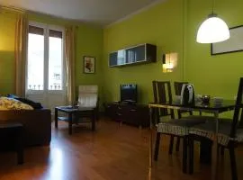 ApartEasy - Montjuïc & Fira