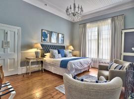 Parker Cottage Guesthouse: Cape Town şehrinde bir otel