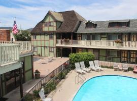 Svendsgaard's Lodge- Americas Best Value Inn & Suites, hotel di Solvang