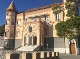 Starhost - CASTLE MEZZACAPO seaview terrace, garden and parking