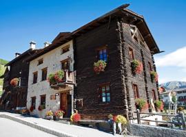 Bait Vegl, self catering accommodation in Livigno