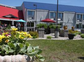 Barkers Island Inn Resort & Conference Center, resort in Superior