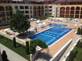 Galeria Holiday Apartments, hotel in Obzor