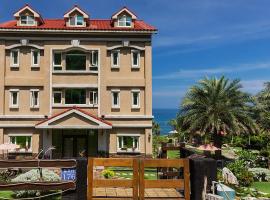 Hai Yue Homestay, ξενοδοχείο με πάρκινγκ σε Yanliau