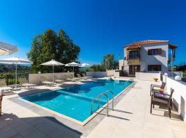 Anemomylos Villas, with Private Pools & BBQ, By ThinkVilla, hotel i Panormos