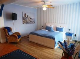 Vogel Hotel & Appartements, Hotel in Warnemünde