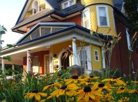 A Moment in Time Bed and Breakfast, готель у місті Ніагарський водоспад