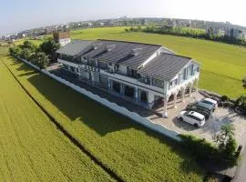 Golden House Homestay