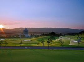 Cocopa Resort Club, hotel con campo de golf en Tsu