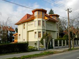Viesnīca Villa Sakura Panzió pilsētā Šoprona