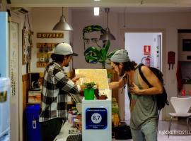 Rocket Hostels Gracia, hotel v destinácii Barcelona